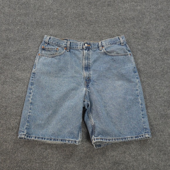 VINTAGE Levis Shorts Mens 38 Blue Denim 550 Relaxed Fit Baggy Skater Jorts Y2K - Picture 1 of 10